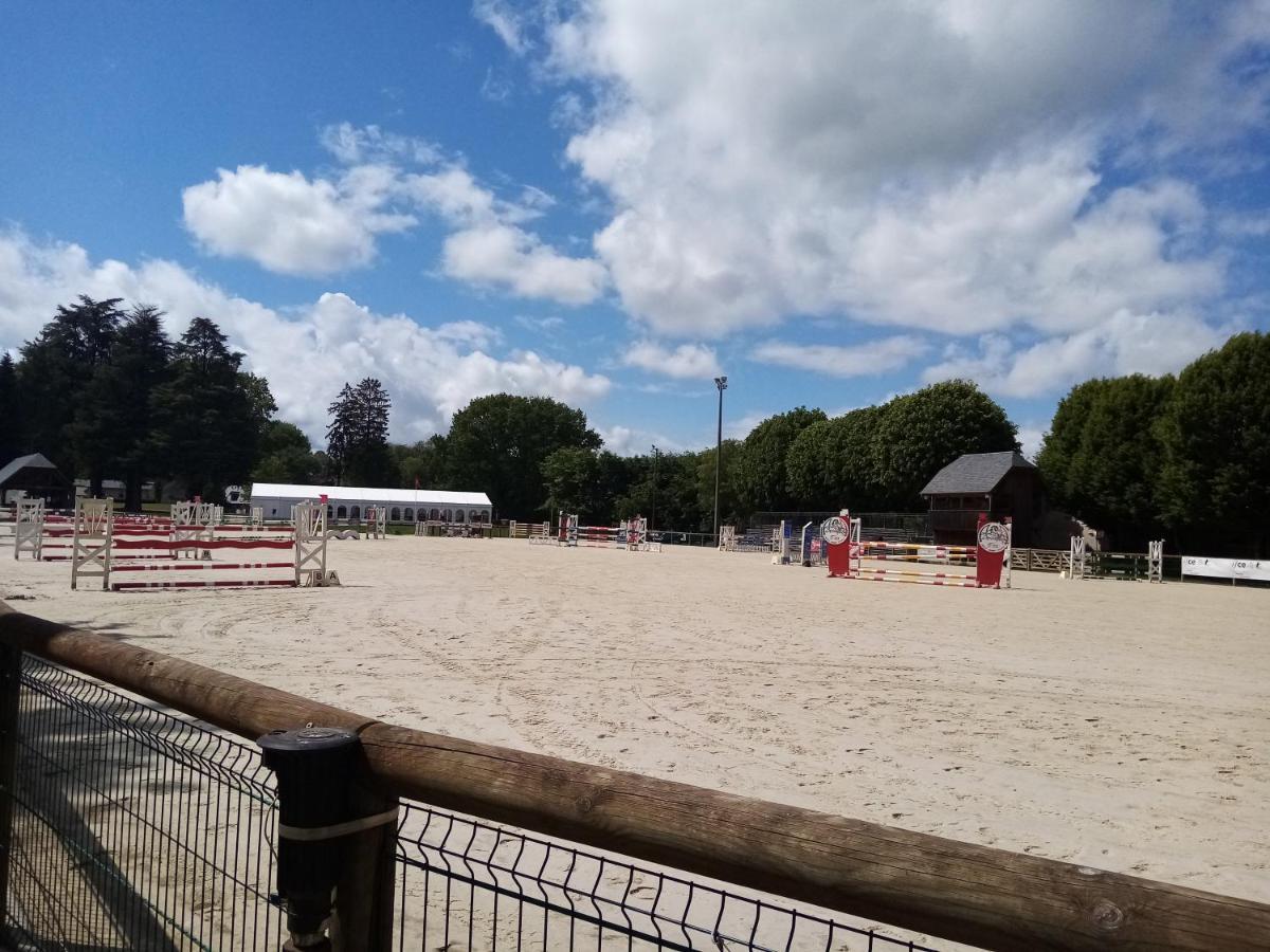Chambre D Hotes Dans Maisonnette Independante Saint-Sornin-Lavolps מראה חיצוני תמונה